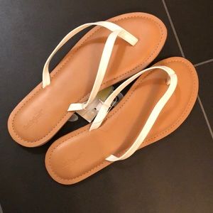 Cat&Jack Flip flops size: L (4-5)